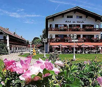 Hotel Am Kureck 3*
